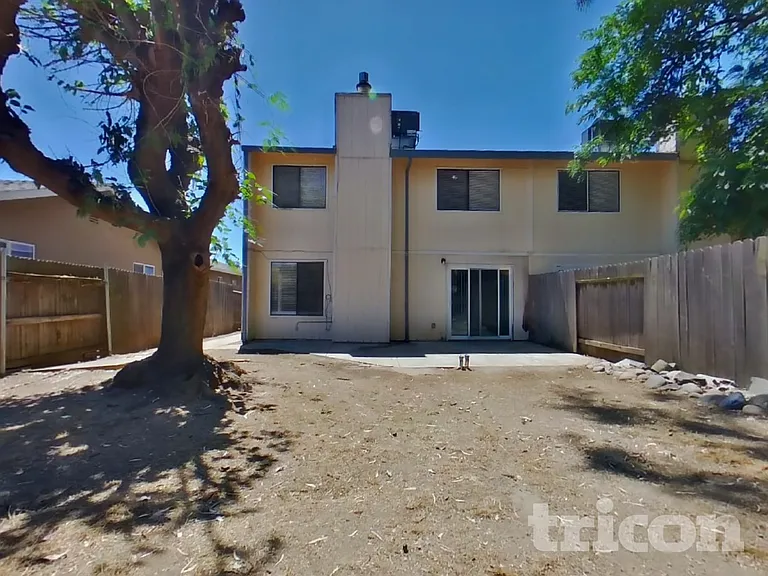 1109 Nadene Dr — Photo 15