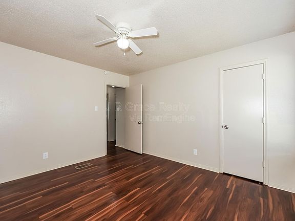 2nd image of 5931 Shadydell Dr