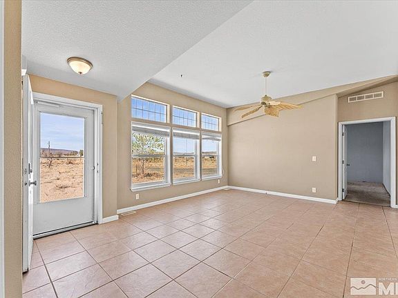 3rd image of 3035 E Green Ave