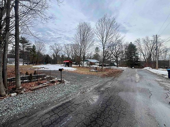 3rd image of 97 School Street