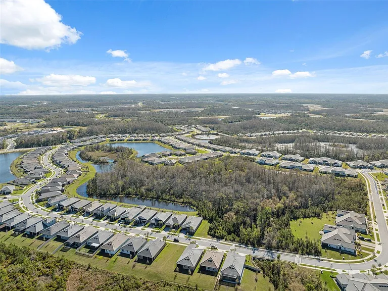 16787 Shell Bay Dr — Photo 41