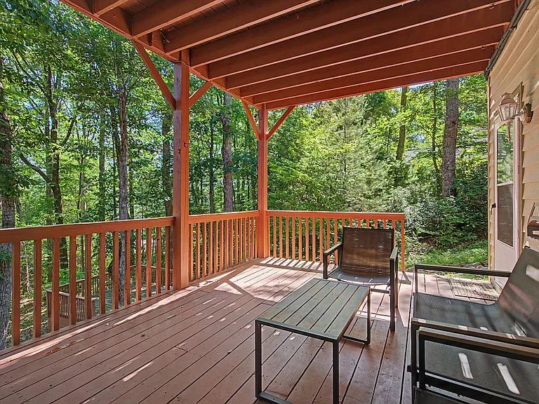 35 Windsong Dr — Photo 37