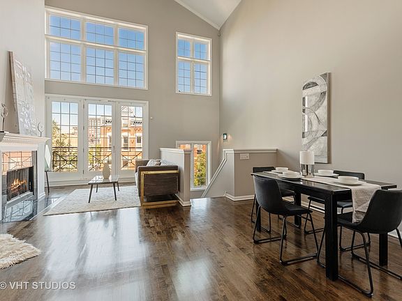 3rd image of 1227 N Greenview Ave #3