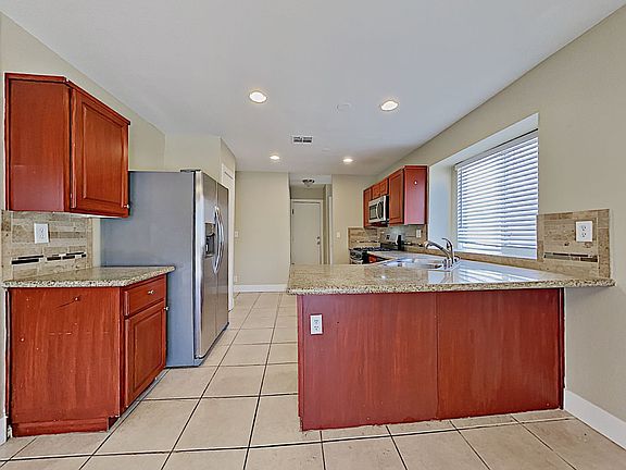 5th image of 9429 Teton Wood Ave