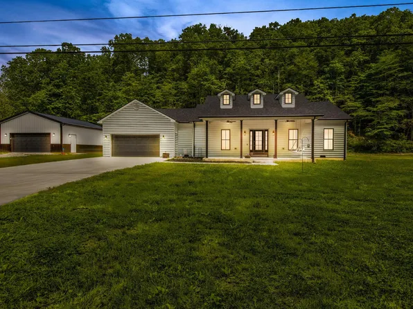 2495 Skidmore Rd, Frenchburg, KY 40322