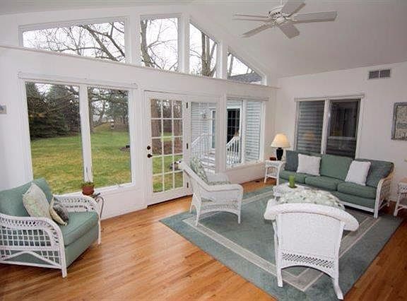 4th image of 2394 Delaware Ct