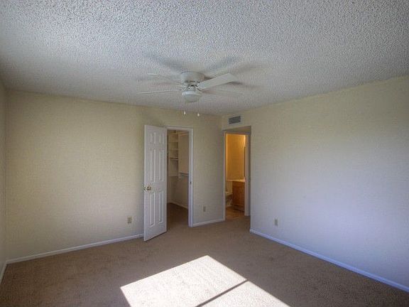5th image of 3615 W Dahlia Dr
