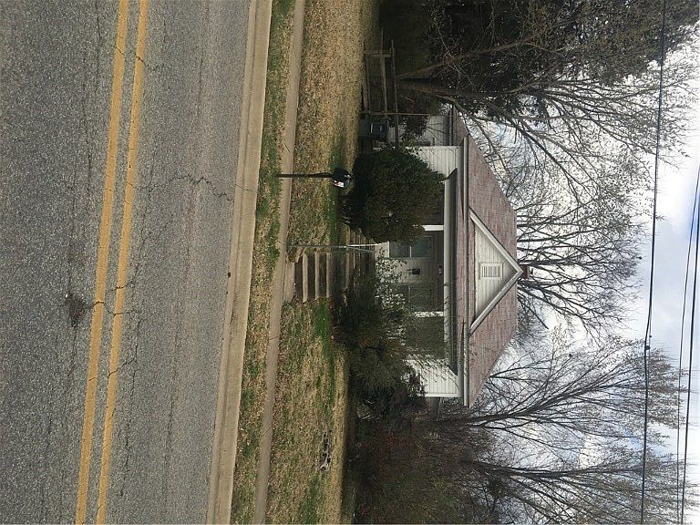 1st image of 324 S College Ave
