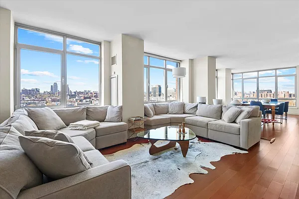 Rented by Sotheby's International Realty | media 4