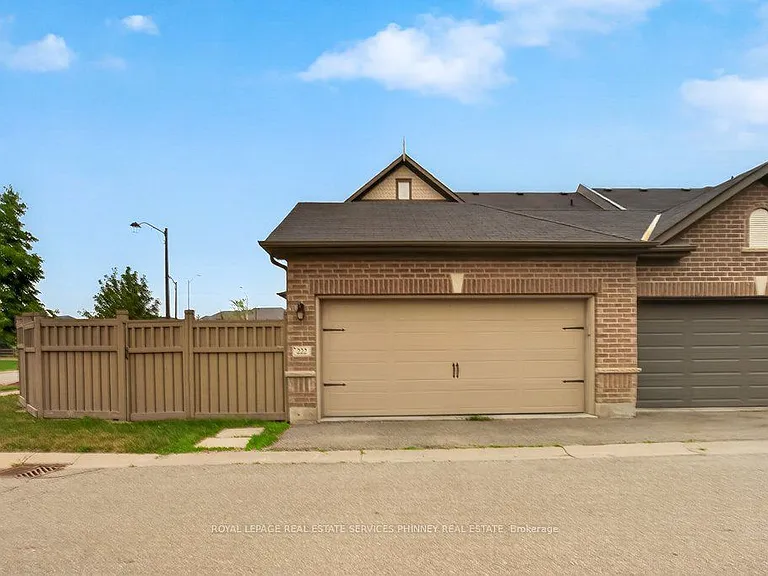 222 Moody Dr — Photo 44