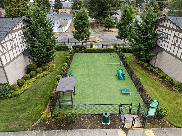 Off-Leash Dog Park
