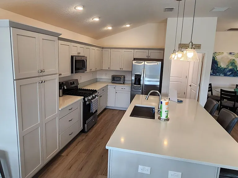 2650 Quelly Rd — Photo 7