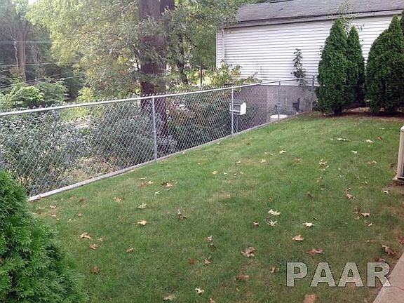 3rd image of 21 Lauterbach Dr