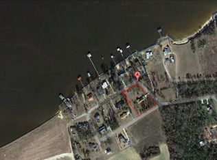 440 Arnolds Beach Rd, Roper, NC 27970