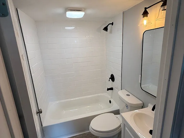 235 Harmon Ave — Photo 3