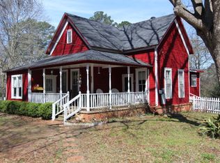 409 E 5th St, Rusk, TX 75785