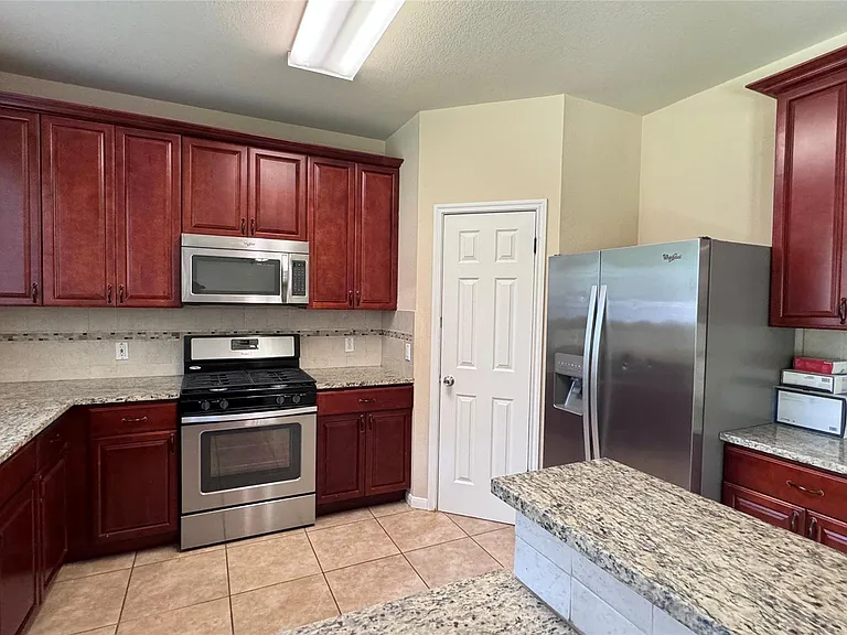 2211 Bent Bow Dr — Photo 15