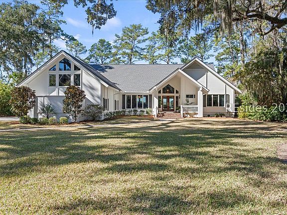 2nd image of 41 Sugar Mill Drive