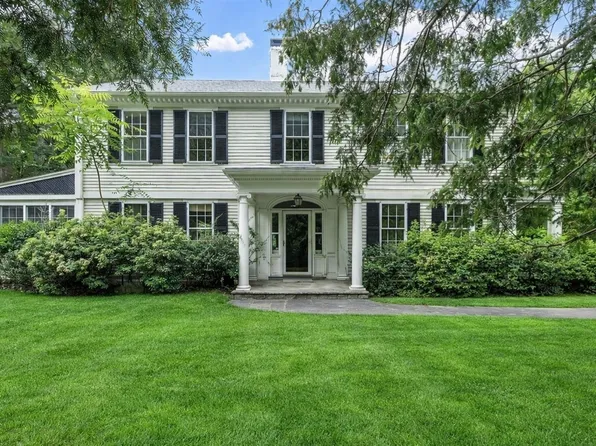 251-251A Old Billerica Rd, Bedford, MA 01730