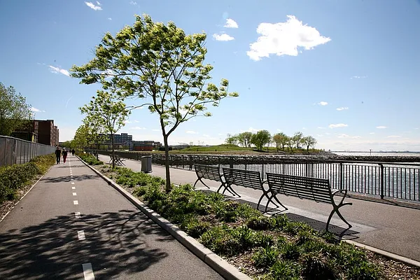 Rented by Citi Nest Group LLC | media 27