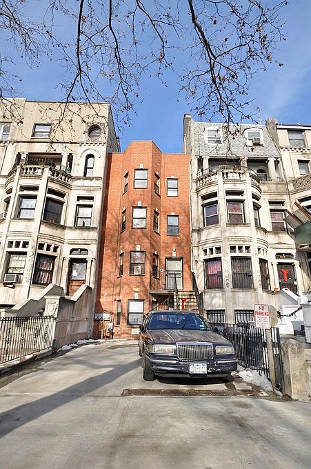 2nd image of 863 Saint Marks Ave