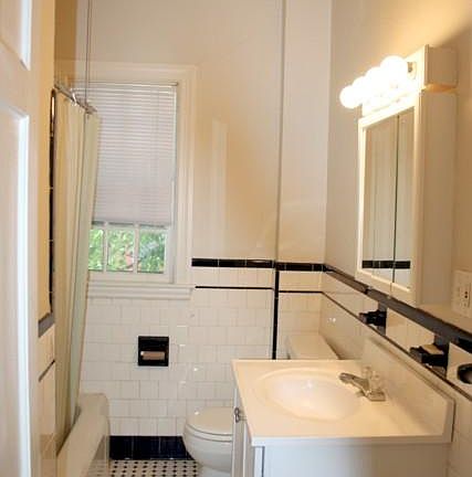 5th image of 1582 Westminster St APT 4