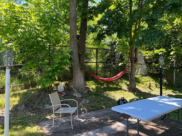 14 Hazelwood St #2 — Photo 4
