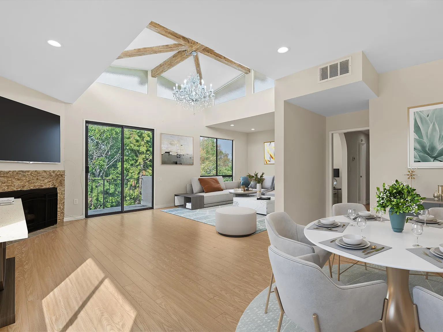2 bed, 1435 sqft, $5,200 — Photo 2