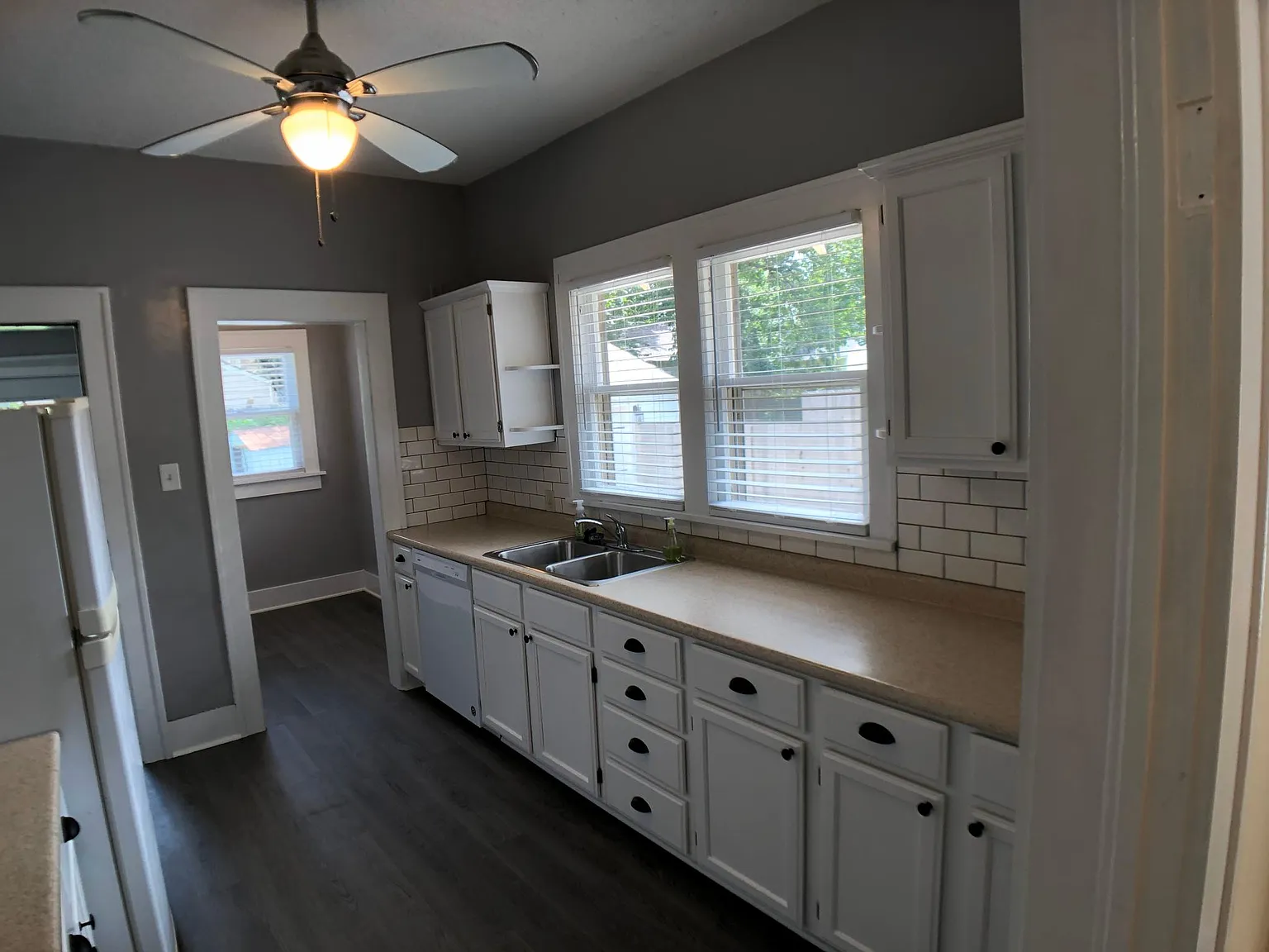 3 bed, 1202 sqft, $1,500 — Photo 3