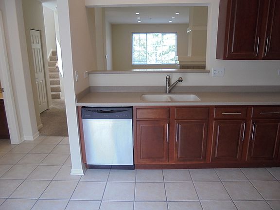 5th image of 725 Hanbury Dr #725