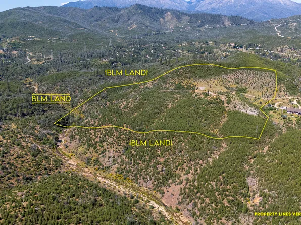 11237 Gold Springs Pl, Redding, CA 96001