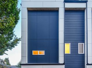 619 N 48th St #B, Seattle, WA 98103