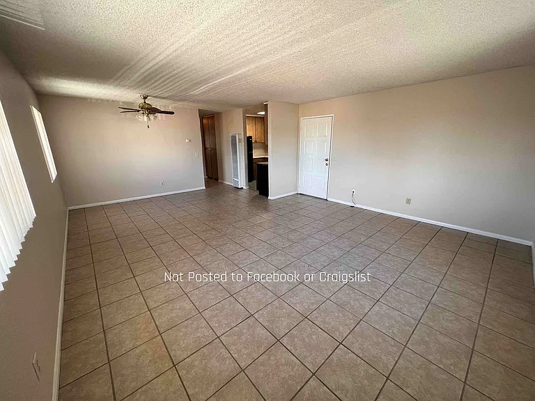 3639 44th St #5 — Photo 4