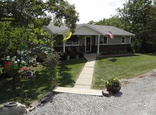 4130 W Lockwood Ln, Sturgeon, MO 65284