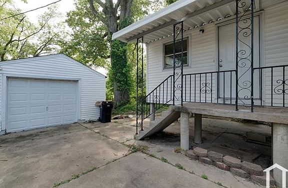 2nd image of 232 Cameron Rd