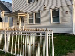 14 Sabra St FLOOR 1, Cranston, RI 02910