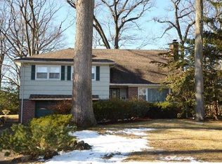 540 Mountain Ave, Township Of Washington, NJ 07676