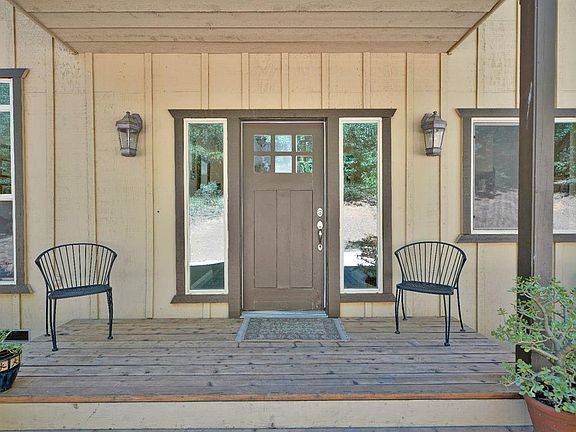 3rd image of 4387 Moss Ln