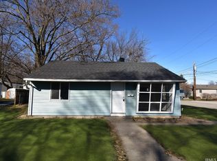 302 W Narrow St, Winamac, IN 46996
