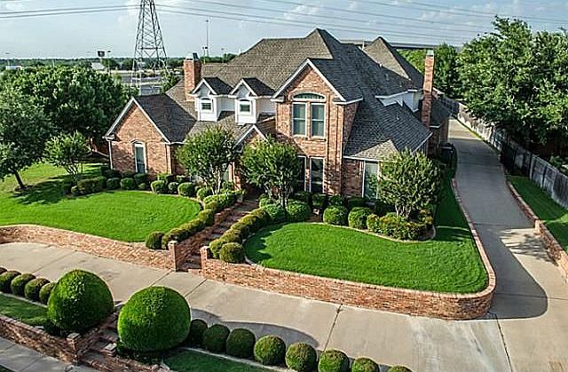 1st image of 6253 Meadow Lakes Dr