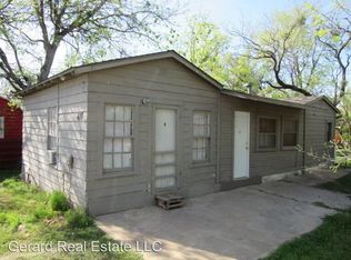 617 En 18th St APT A, Abilene, TX 79601