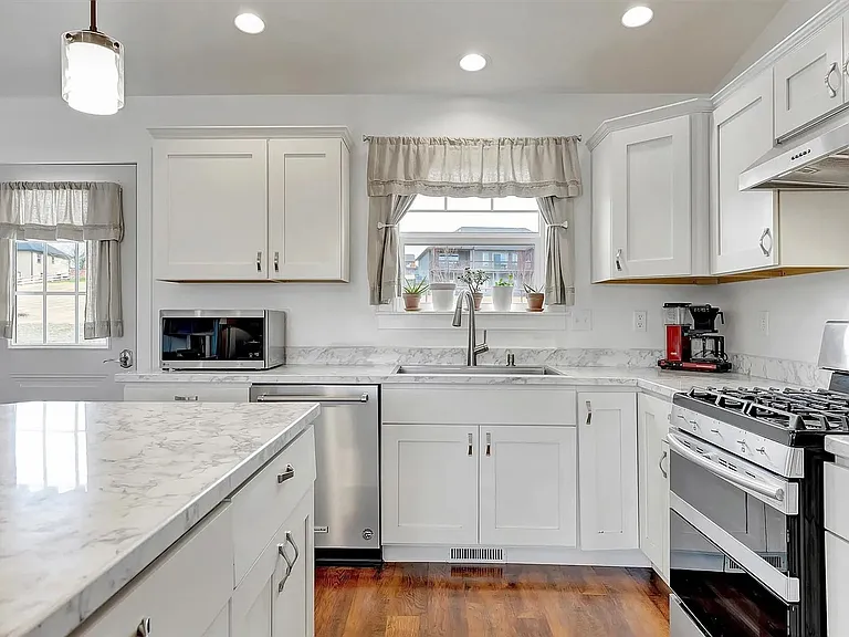 668 Winding Creek Trl — Photo 8
