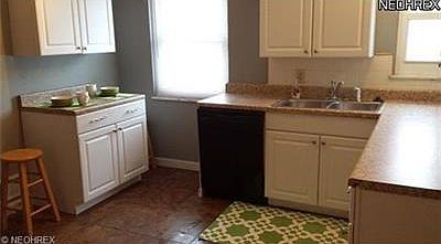 3rd image of 2591 Struhar Dr