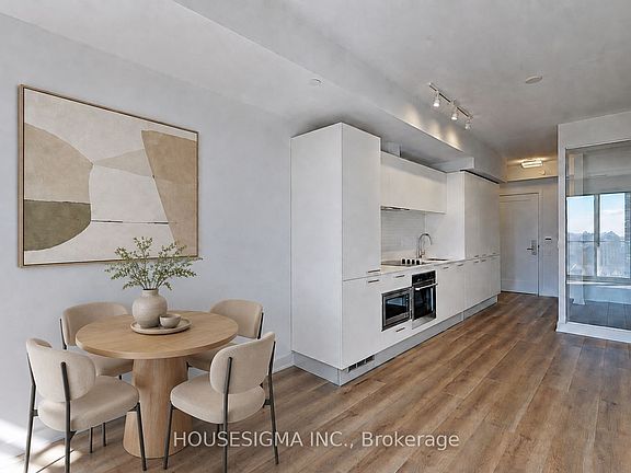5th image of 3 Gloucester St #2311