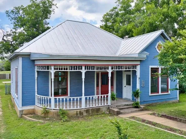 631 Westmoreland St, Mason, TX 76856