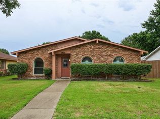 1434 Meandering Way, Garland, TX 75040