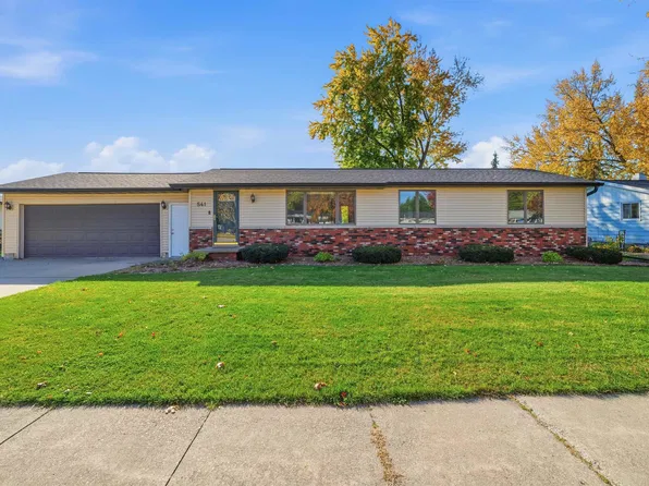 541 Edgewood Dr, Waupun, WI 53963