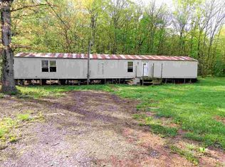 725 Scarlett Rd, Dandridge, TN 37725