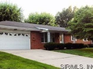 1302 Waverly Dr, Collinsville, IL