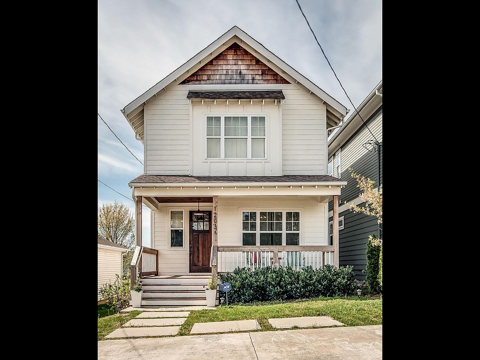1st image of 1203A Ashwood Ave